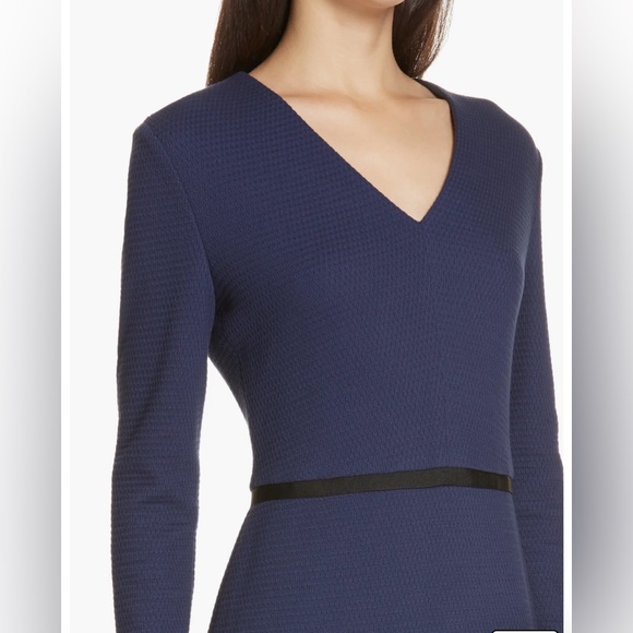 NWOT: BOSS Hemio Textured V-Neck Dress, Size 4 - Picture 4 of 10